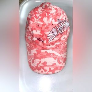 NWOT get reel…get fish hat/cap